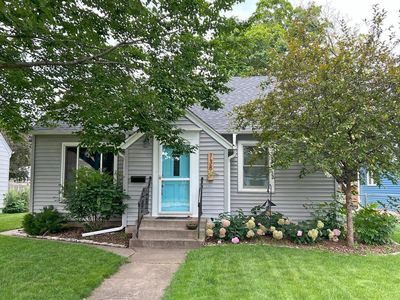 738 6th Ave S, South Saint Paul, MN, 55075