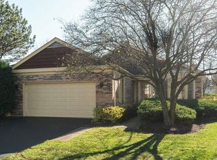 10 The Court Of North Cor, Northbrook, IL 60062