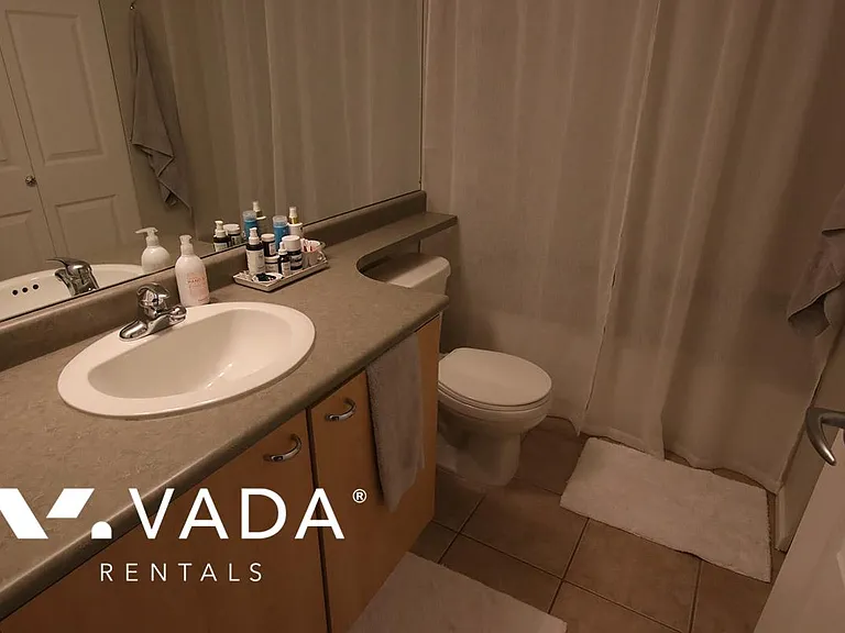 1420 Georgia St W #1404 — Photo 6