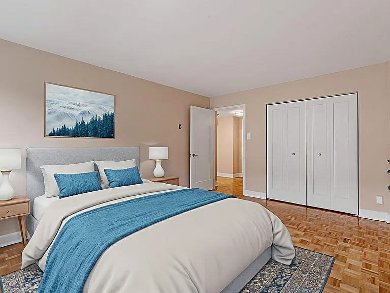 315 Holmwood Ave — Photo 6