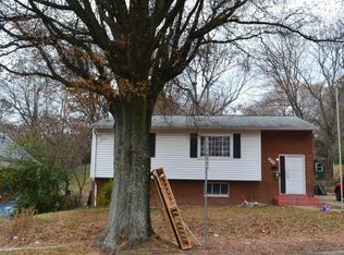 6832 Furman Pkwy, Riverdale, MD 20737