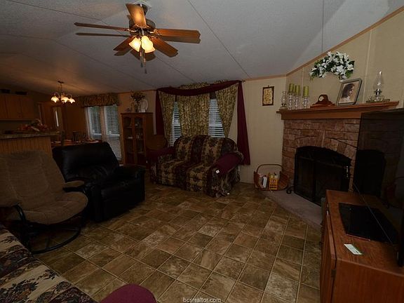 2nd image of 311 Giebel Ln