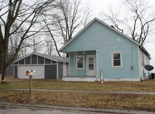 310 Berry St, Gillespie, IL 62033