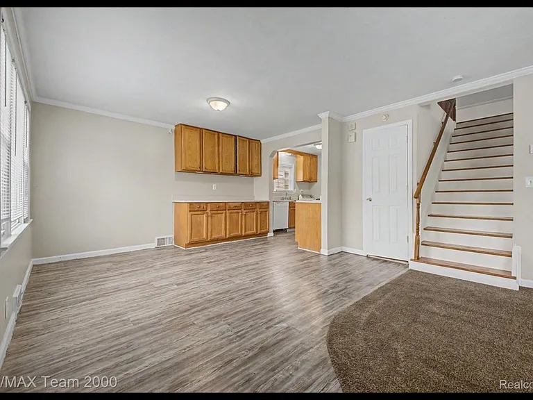5635 Westpoint St — Photo 12