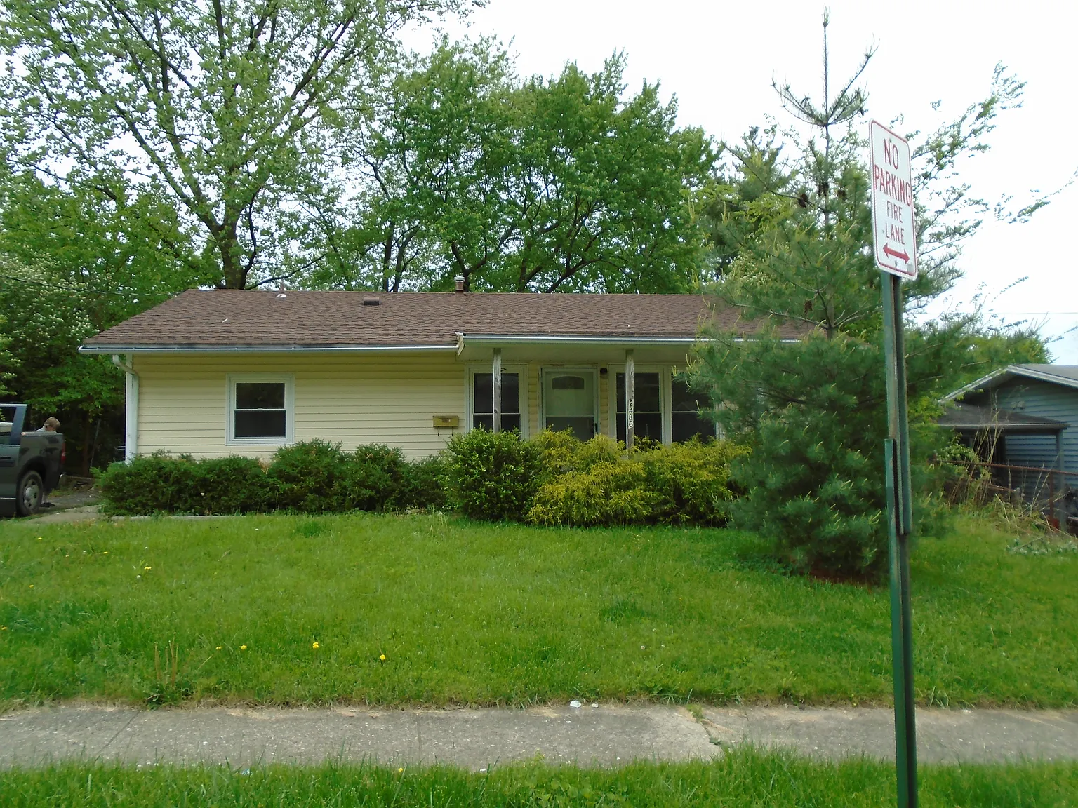 2486 Schon Dr photo 1