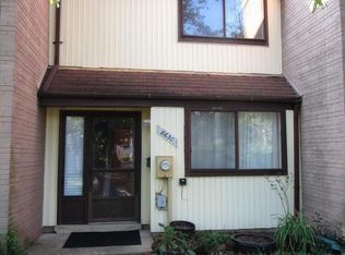 8630 Brae Brooke Dr, Lanham, MD 20706