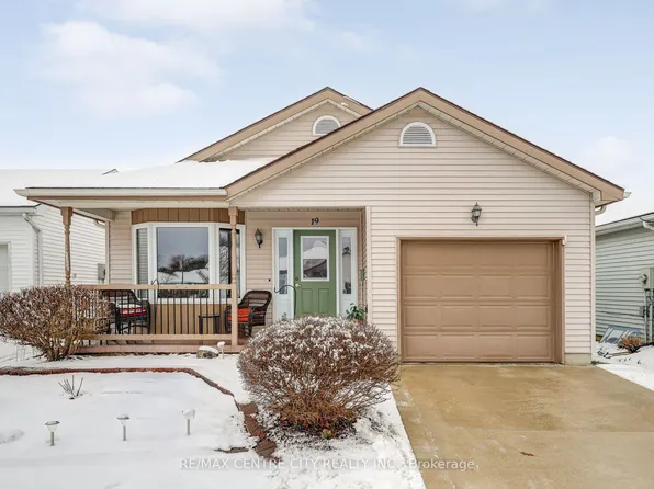 19 Brasher Dr, Tillsonburg, ON N4G 5T2