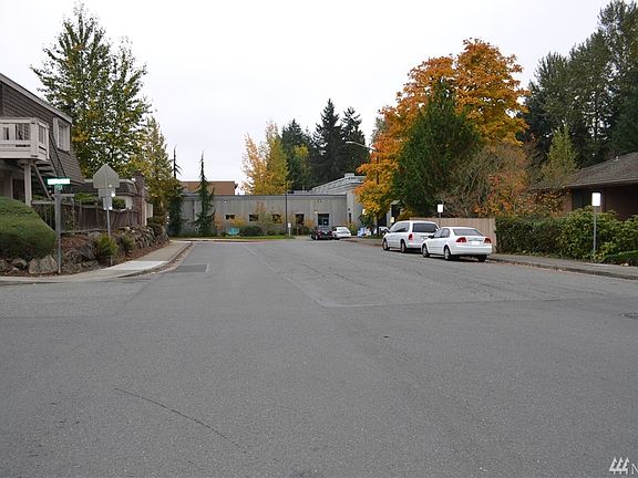 2nd image of 715 143rd Ave NE APT H30