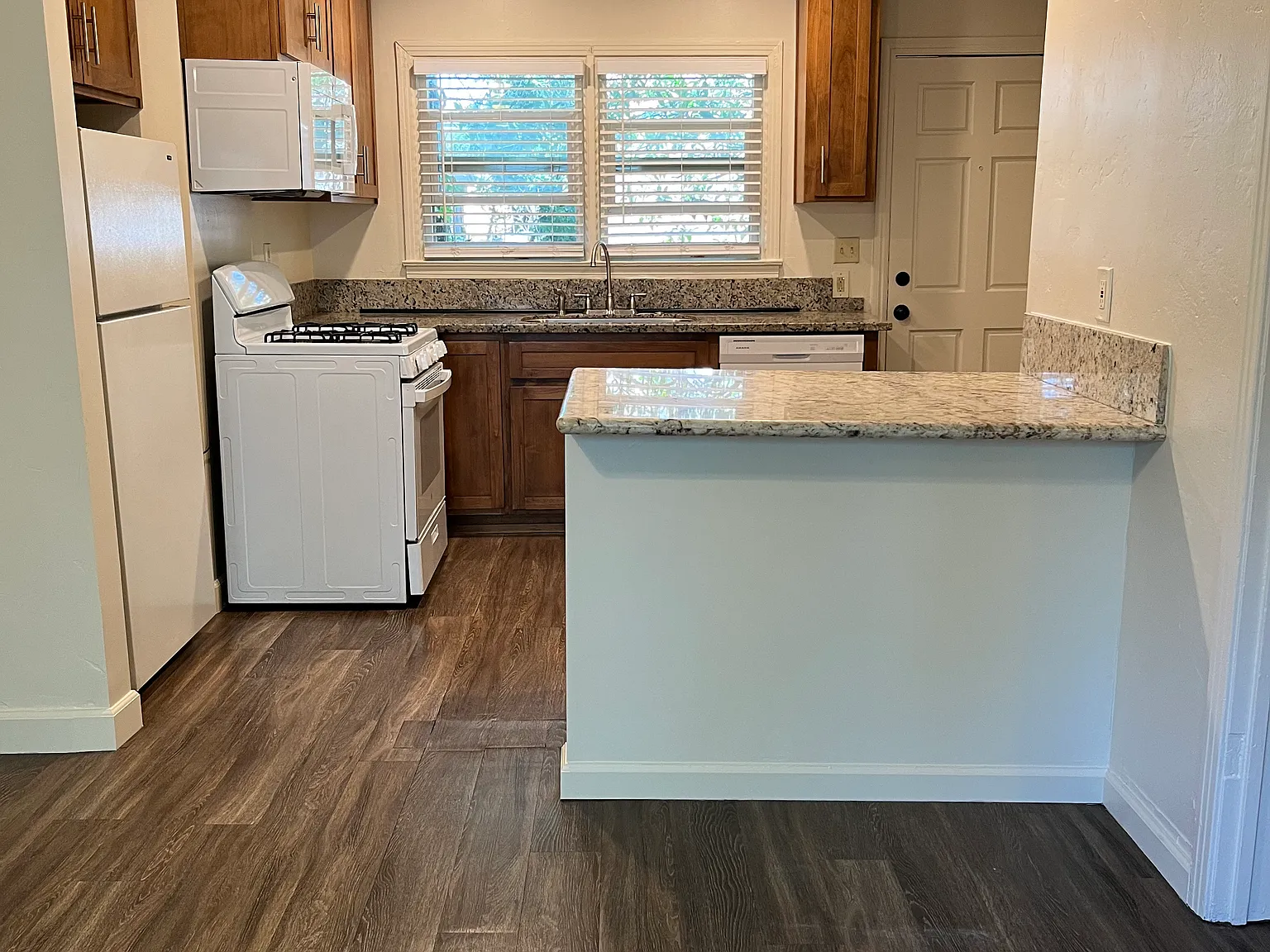 1 bed, 650 sqft, $1,545 — Photo 4