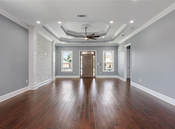 3rd image of 6108 Marigny St