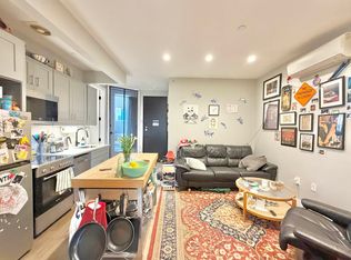 25 Melrose St #3B, Brooklyn, NY 11206