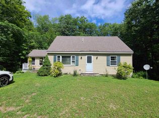 14 Lakeview Dr, Wolfeboro, NH 03894