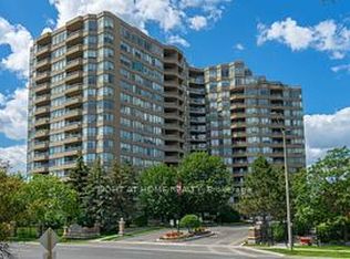 610 Bullock Dr #803, Markham, ON L3R0G1