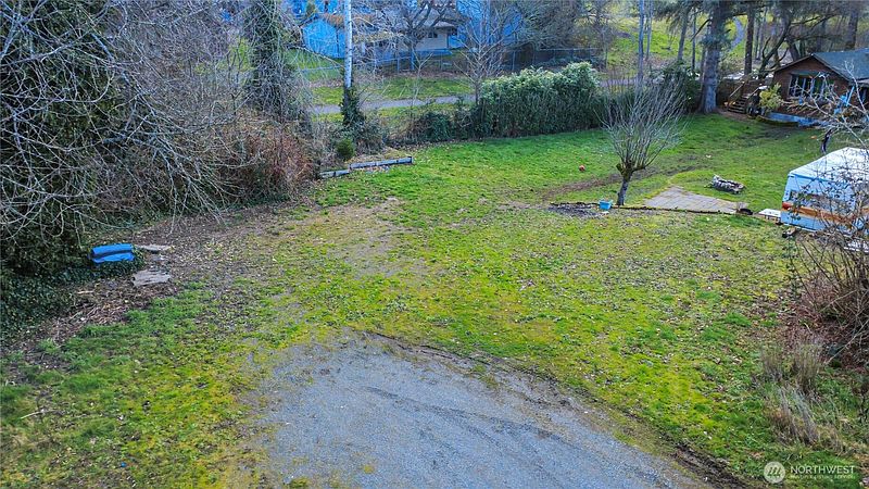 5th image of 0 S Winnetka Street