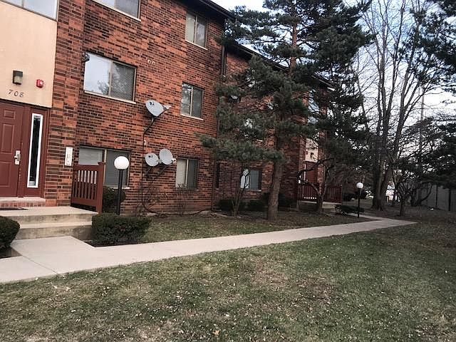 2nd image of 712 Inland Cir APT 102