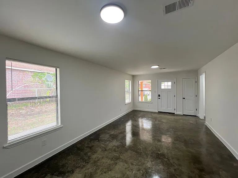 57 E Belle Haven Rd — Photo 6
