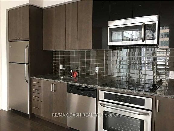 5th image of 89 Dunfield Ave #729