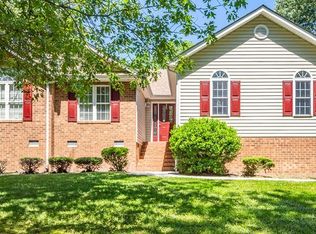 13310 Lora Lynn Rd, Chester, VA 23831