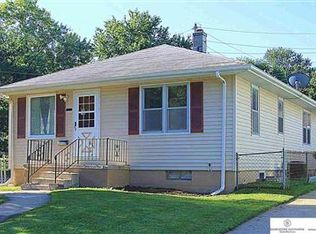 3851 Gold St, Omaha, NE 68105