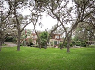 2430 Lower Mission Valley Rd, Victoria, TX 77905