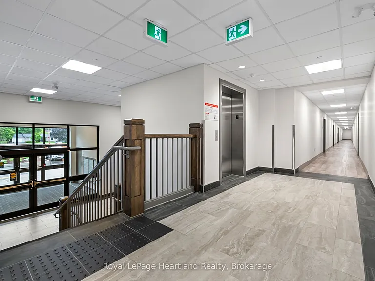 187 Victoria St W #214 — Photo 25