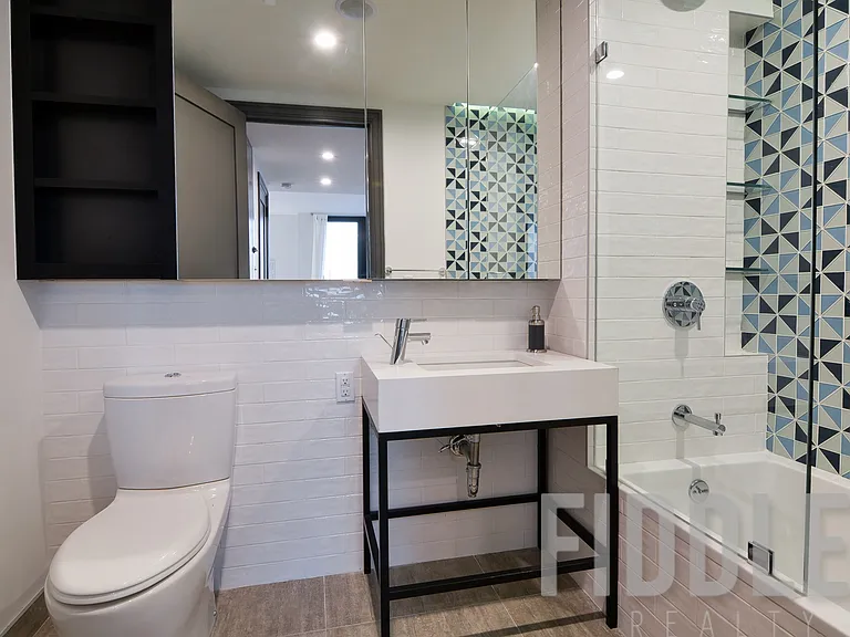 26 West St #4D — Photo 9