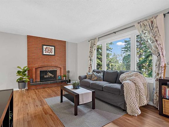 3rd image of 292 S Silver Brook Way NW