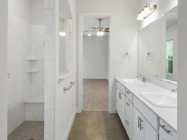 8211 Agarito Way — Photo 16