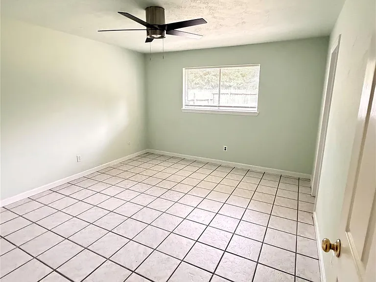 4527 Fitzwater Dr — Photo 7