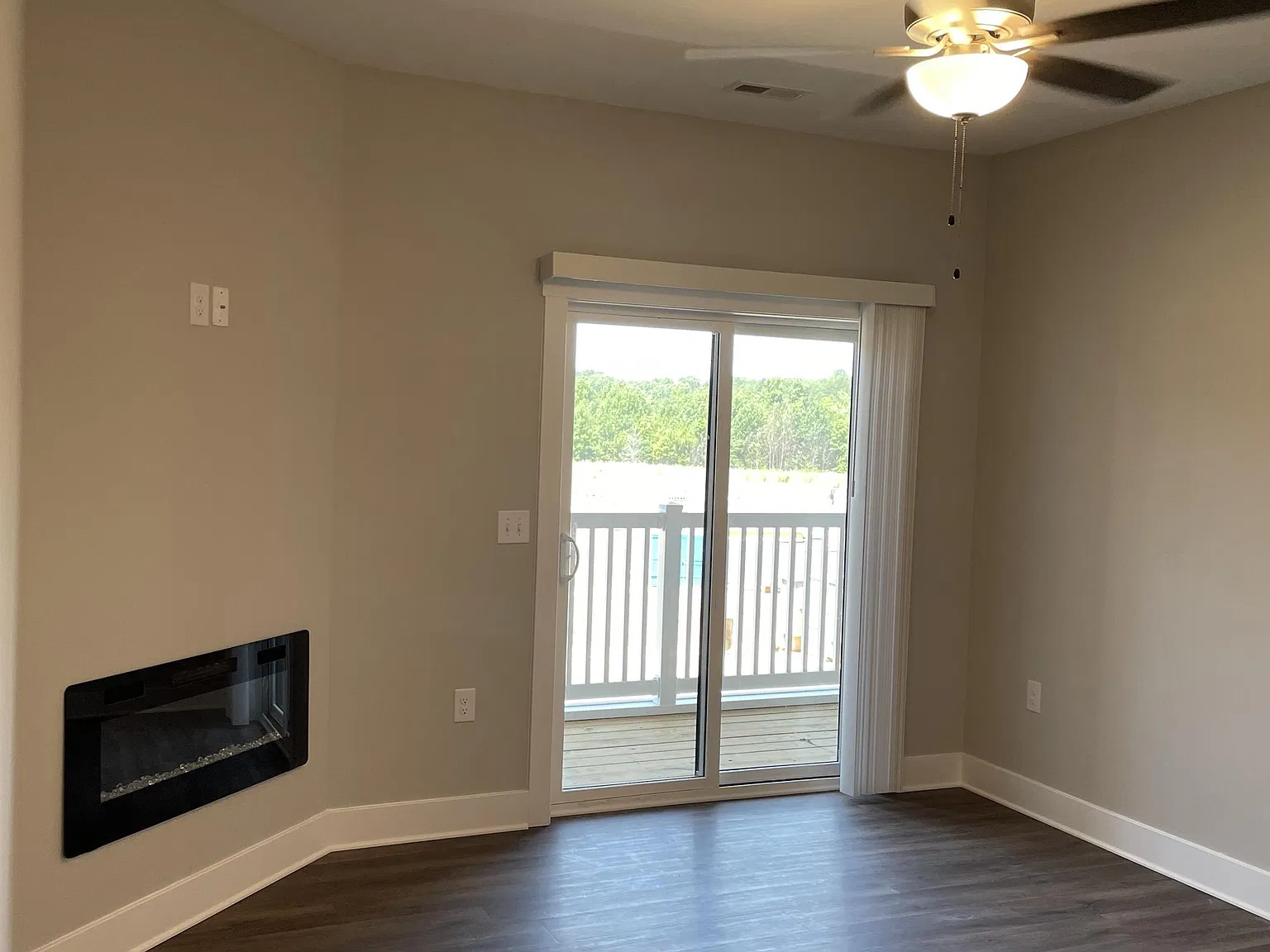 456 English Commons Drive Building A — Photo 4