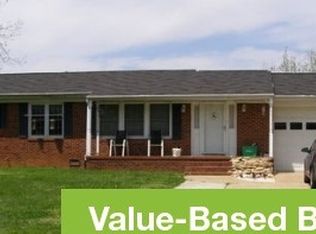 1715 Rendall St, Burlington, NC 27215