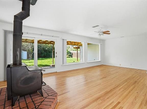 5th image of 3129 Milner Rd