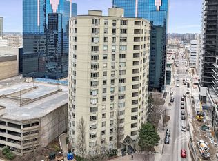 500 Talbot St #1404, London, ON N6A2S3