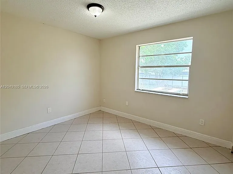 14330 SW 289th St — Photo 8