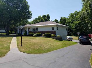 30 Buckbee Rd, Troy, NY 12180
