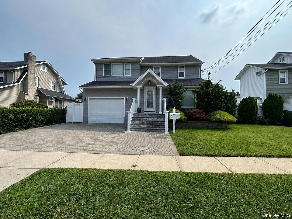607 Nassau St