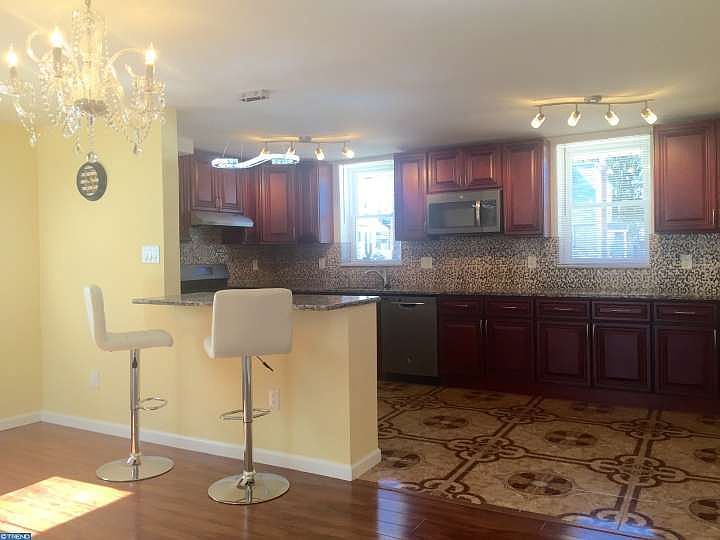 1st image of 3839 Ronnald Dr