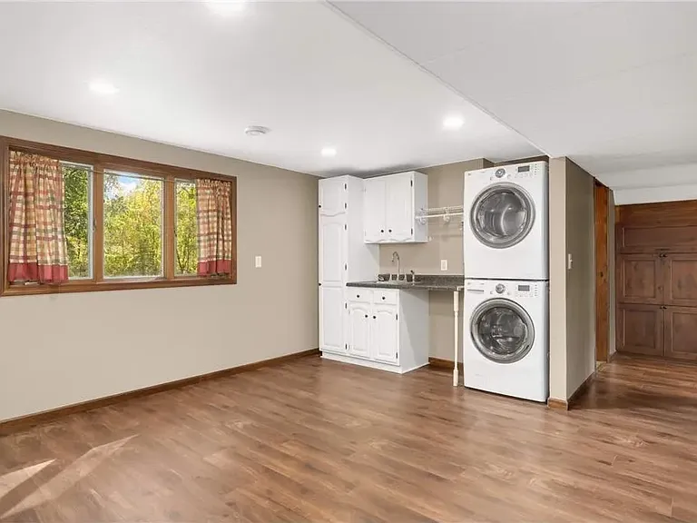 6351 Brighton Ave SE — Photo 6