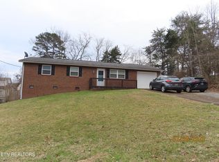 3416 Tonya Dr, Powell, TN 37849