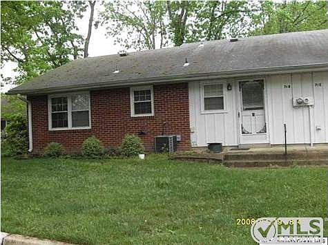 3rd image of 71D Dorchester Dr