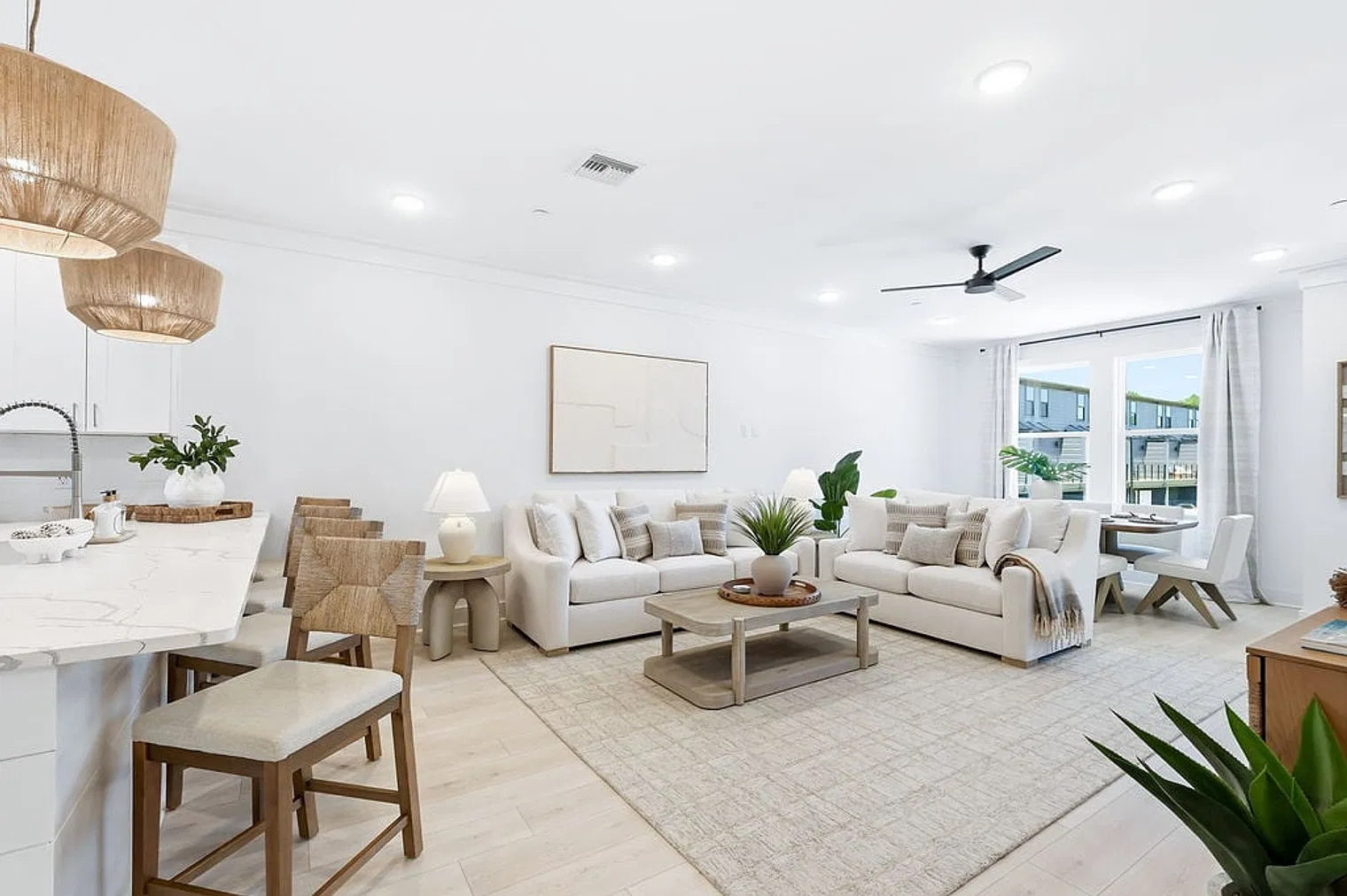 4 bed, 3.0 bath, 1980 sqft, $4,676 — Photo 1