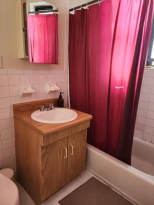 Rented by Astoria Park Realty Group Inc | media 27