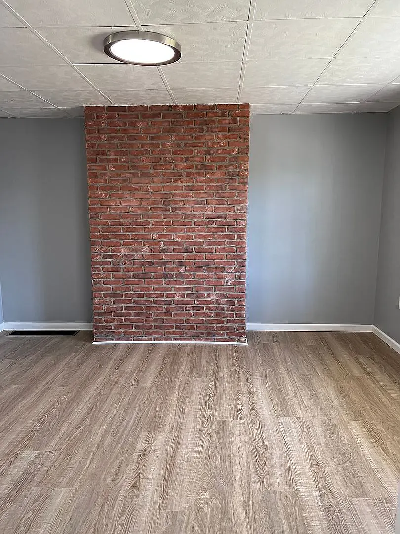 4 bed, 1919 sqft, $1,800 — Photo 3