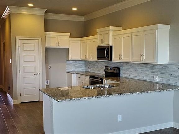 3rd image of 100 Bailey Kay Ct Unit A