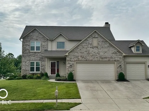 10742 Weston Dr, Carmel, IN 46032