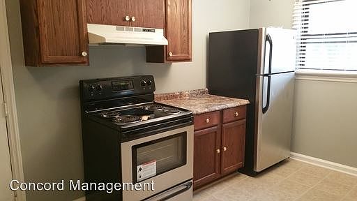 5th image of 715 Devon Dr