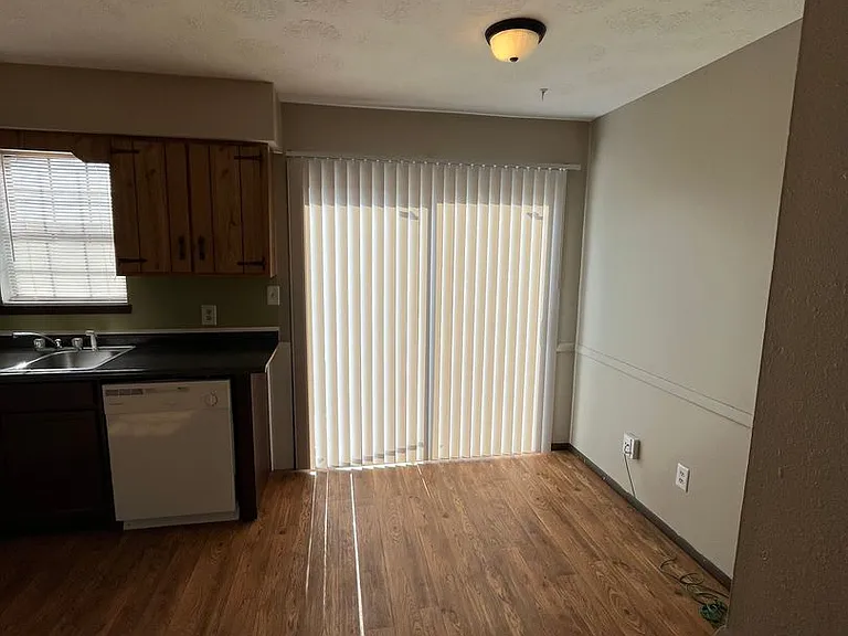 316 E Buena Vista St #D — Photo 6