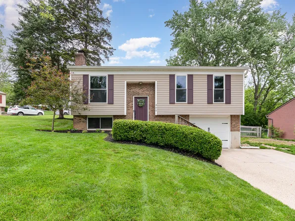 466 Timber Ridge Dr, Fort Mitchell, KY 41017