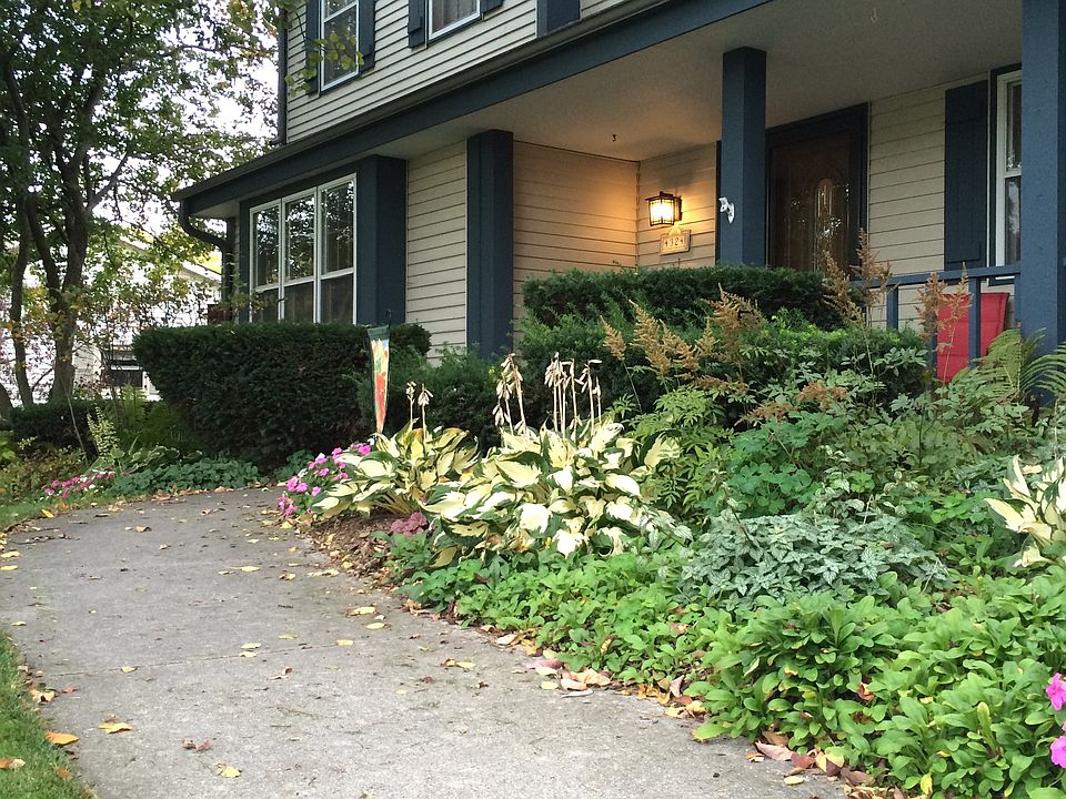 Front Walkway and Garden