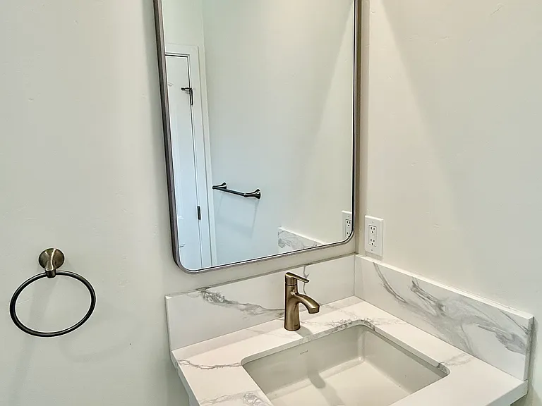 4636 Muir Ave #2 — Photo 20